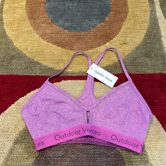 NWT Outdoor Voice Steeplechase Bra Sports Bra
Un-Padded Purple Size Small - Picture 1 of 5